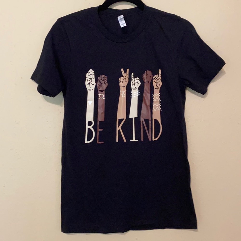 “BE KIND” tee size small